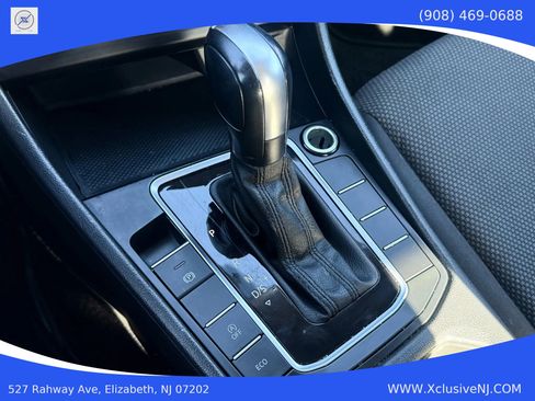 Used 2021 Volkswagen Jetta S w/ Driver Assistance Package image 18