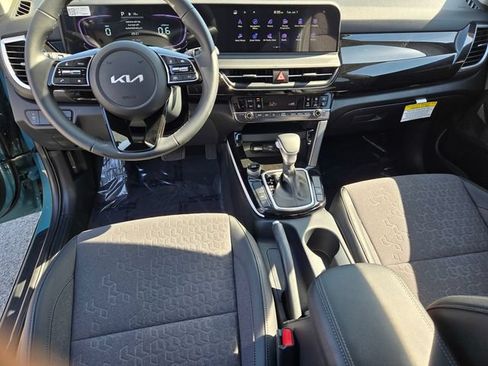 New 2026 Kia Seltos S FWD image 20