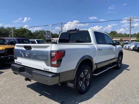 Used 2023 Nissan Titan Platinum Reserve w/ Moonroof Package AWD/4WD image 3