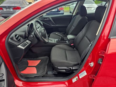 Used 2013 MAZDA MAZDA3 i Touring FWD image 11