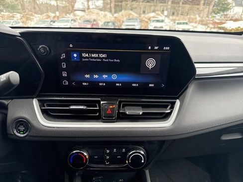 Used 2024 Chevrolet TrailBlazer LT image 10