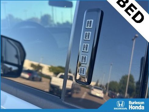 Used 2023 Ford F250 Lariat w/ FX4 Off-Road Package image 20