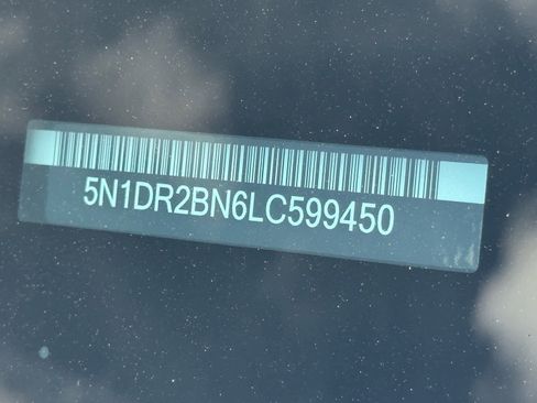 Used 2020 Nissan Pathfinder SV image 32