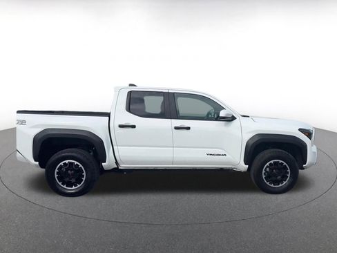 Used 2024 Toyota Tacoma TRD Off-Road AWD/4WD image 16
