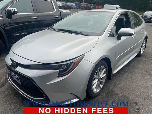 Used 2020 Toyota Corolla XLE FWD image 1