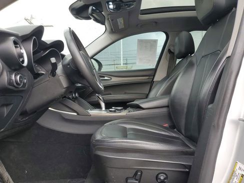 Used 2018 Alfa Romeo Stelvio Ti AWD/4WD image 19
