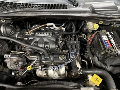 Used 2008 Dodge Grand Caravan SXT w/ Trailer Tow Group image 23