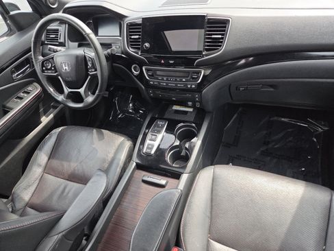 Certified 2021 Honda Pilot Black Edition image 33