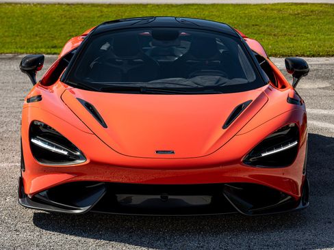 Used 2021 McLaren 765LT image 15