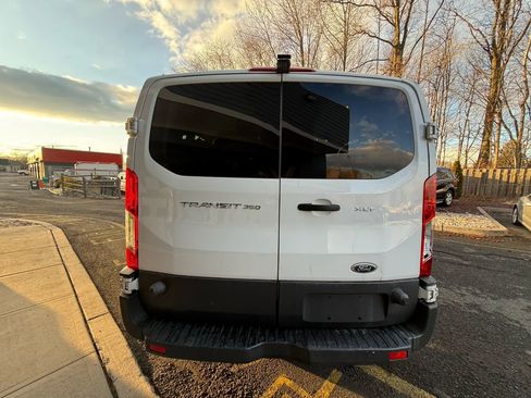 Used 2015 Ford Transit 350 XLT image 5