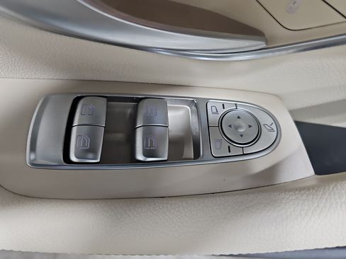 Used 2022 Mercedes-Benz E 450 Coupe image 25