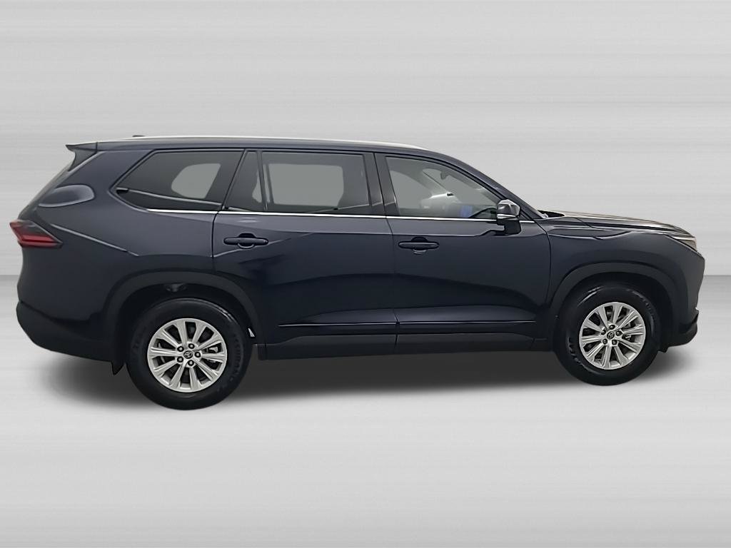 Used 2026 Toyota Grand Highlander AWD image 3