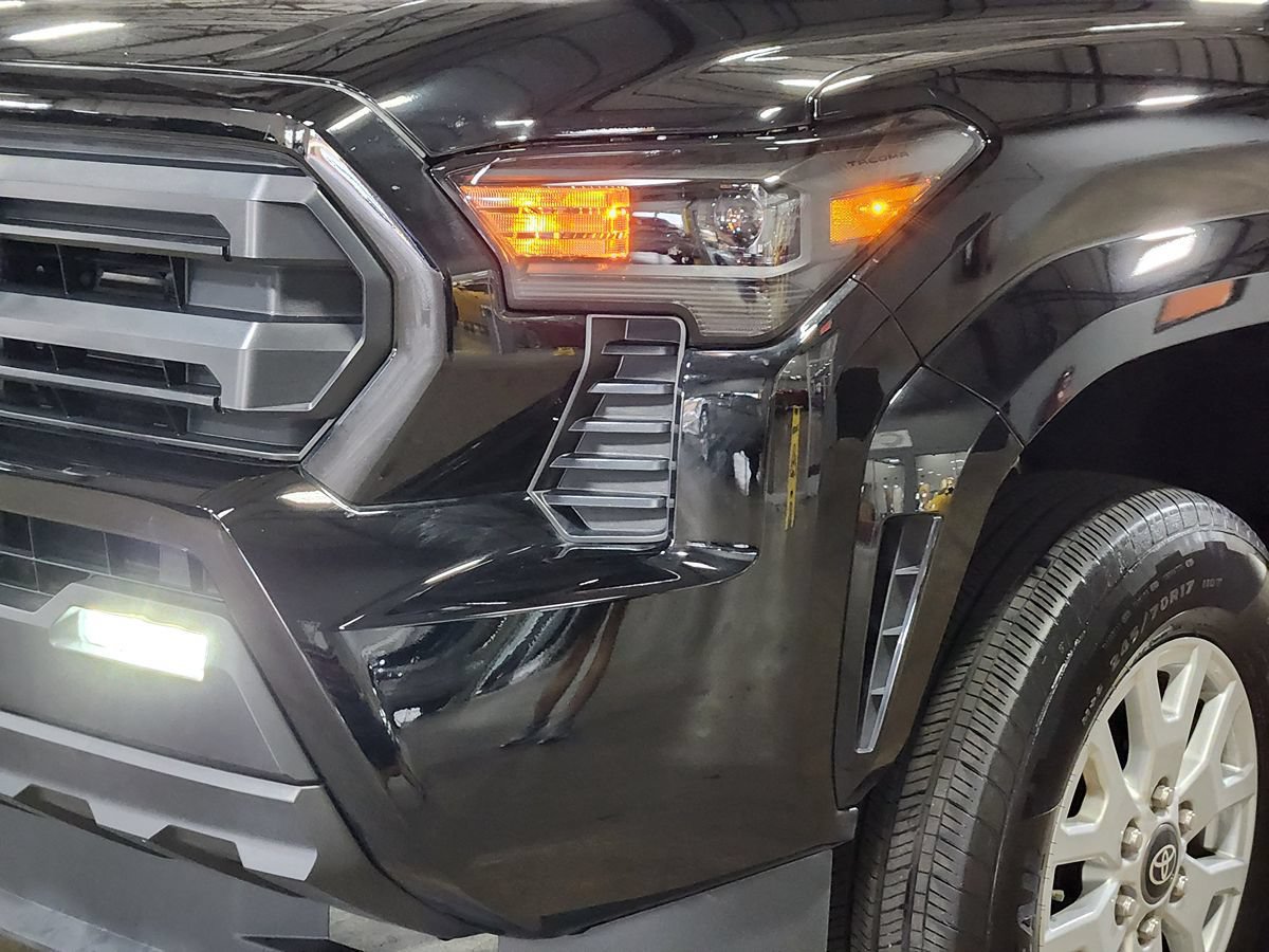 Used 2025 Toyota Tacoma SR5 RWD image 14