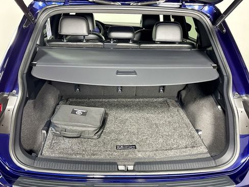 Used 2022 Volkswagen Tiguan SEL R-Line AWD/4WD image 22