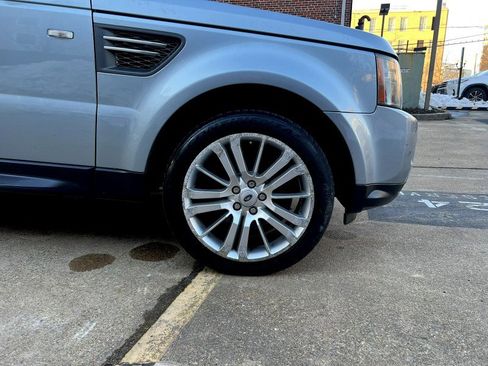 Used 2011 Land Rover Range Rover Sport HSE LUX image 29