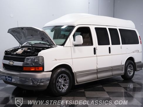 Used 2007 Chevrolet Express 1500 w/ Preferred Equipment Group RWD image 26