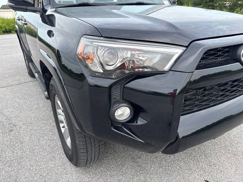 Used 2019 Toyota 4Runner SR5 Premium AWD/4WD image 32
