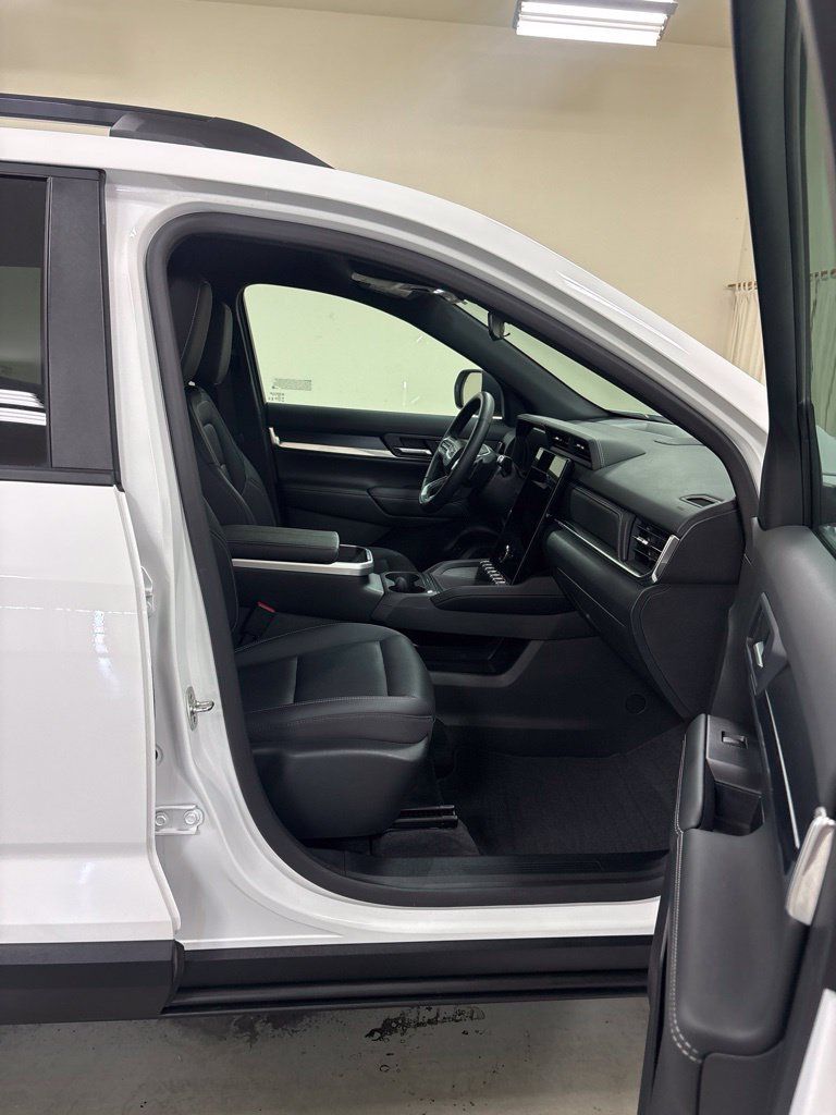 Used 2026 GMC Terrain Elevation w/ Elevation Premium Package FWD image 22