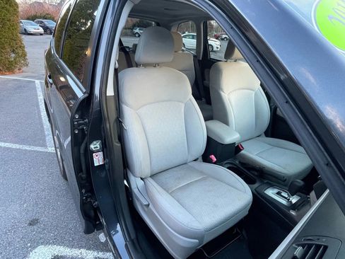 Used 2015 Subaru Forester 2.5i Premium w/ All-Weather Package image 14