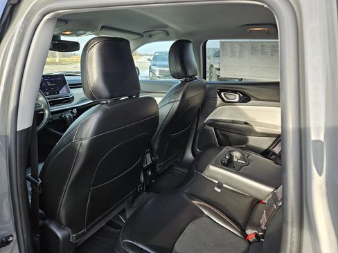 Used 2022 Jeep Compass Limited image 26