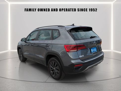 Used 2023 Volkswagen Taos S FWD image 4