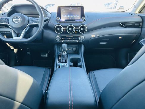 Used 2024 Nissan Sentra SR w/ SR Premium Package image 26