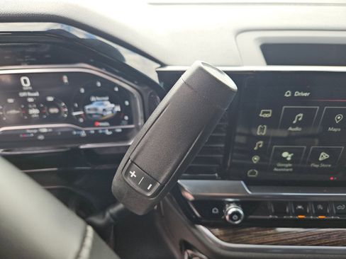 Used 2024 GMC Sierra 1500 Elevation w/ X31 Off-Road Package image 16