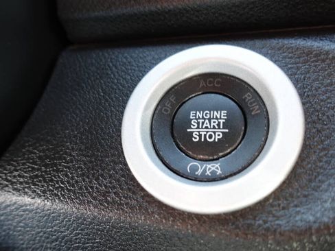 Used 2023 RAM 1500 Classic SLT w/ Electronics Convenience Group AWD/4WD image 49
