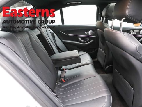 Used 2019 Mercedes-Benz E 450 4MATIC Sedan w/ Premium Package image 26