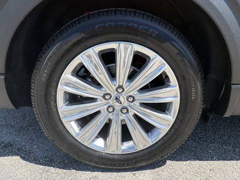 Used 2021 Ford Explorer Limited w/ Equipment Group 301A image 29