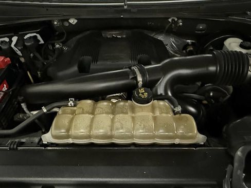 Used 2020 Ford Expedition XLT w/ Equipment Group 201A image 29