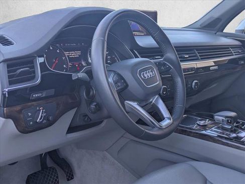 Used 2018 Audi Q7 3.0T Premium Plus image 10