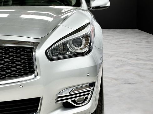Used 2019 INFINITI Q70 L 3.7 AWD/4WD image 36