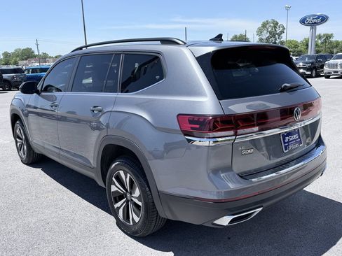 Used 2024 Volkswagen Atlas SE FWD image 9