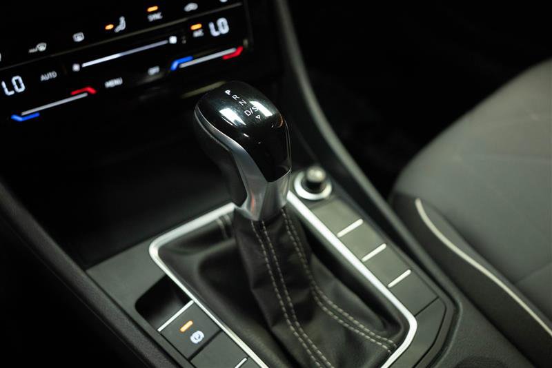 Used 2025 Volkswagen Jetta Sport FWD image 21