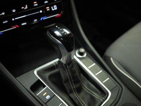 Used 2025 Volkswagen Jetta Sport FWD image 21
