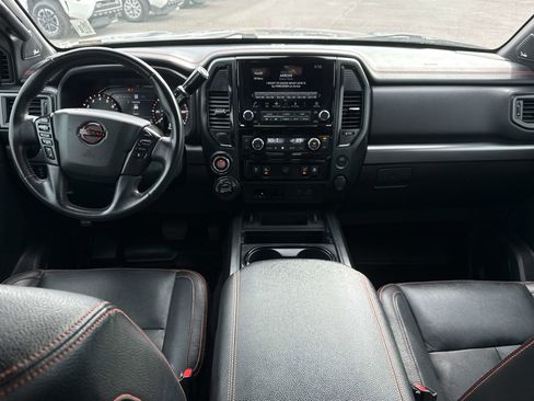 Used 2023 Nissan Titan PRO-4X w/ Pro-4x Convenience Package AWD/4WD image 14
