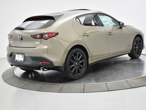 Certified 2025 MAZDA MAZDA3 Carbon AWD/4WD image 18