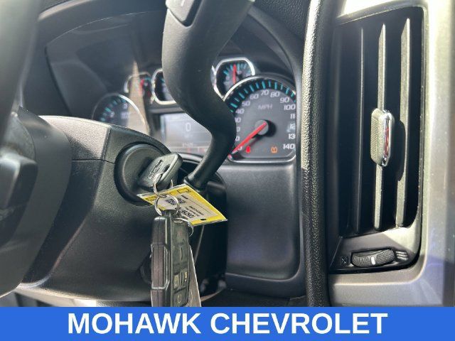 Used 2018 Chevrolet Silverado 1500 LT w/ All Star Edition AWD/4WD image 17
