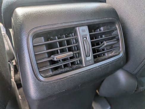Used 2015 Honda CR-V LX image 25