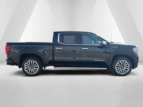 Used 2023 GMC Sierra 1500 Denali Ultimate image 8