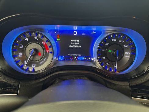 Used 2022 Chrysler 300 S image 22