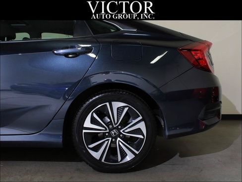 Used 2018 Honda Civic EX-T image 7