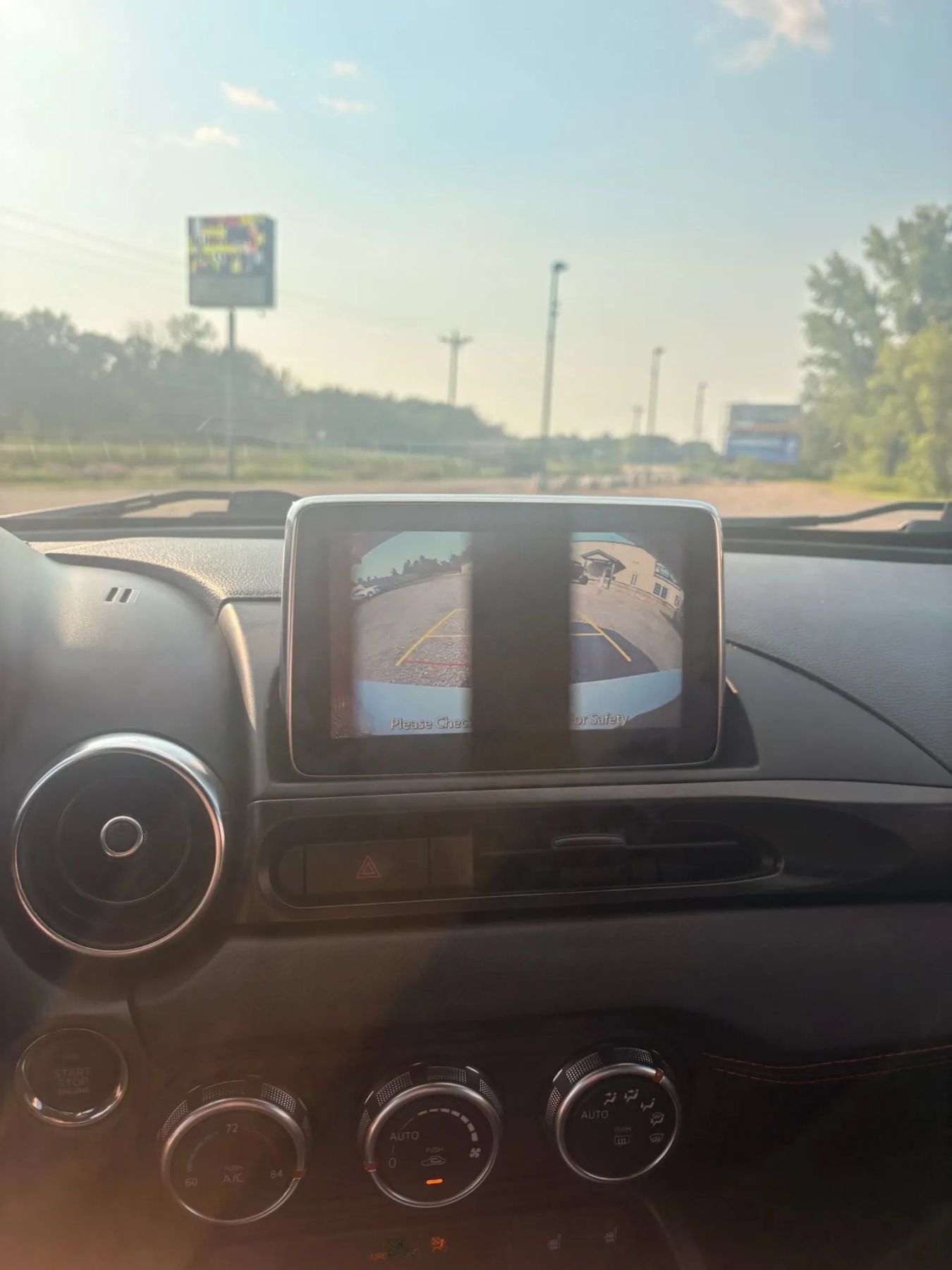 Used 2019 FIAT 124 Spider Abarth w/ Navigation & Sound Group RWD image 24
