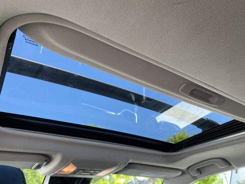 Used 2020 Toyota RAV4 XLE Premium AWD/4WD image 34