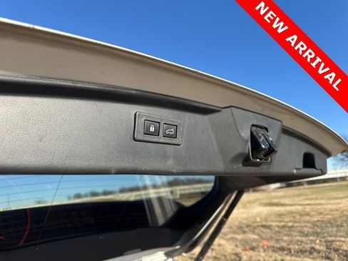 Used 2021 Subaru Outback Onyx Edition XT w/ Popular Package #2 image 17