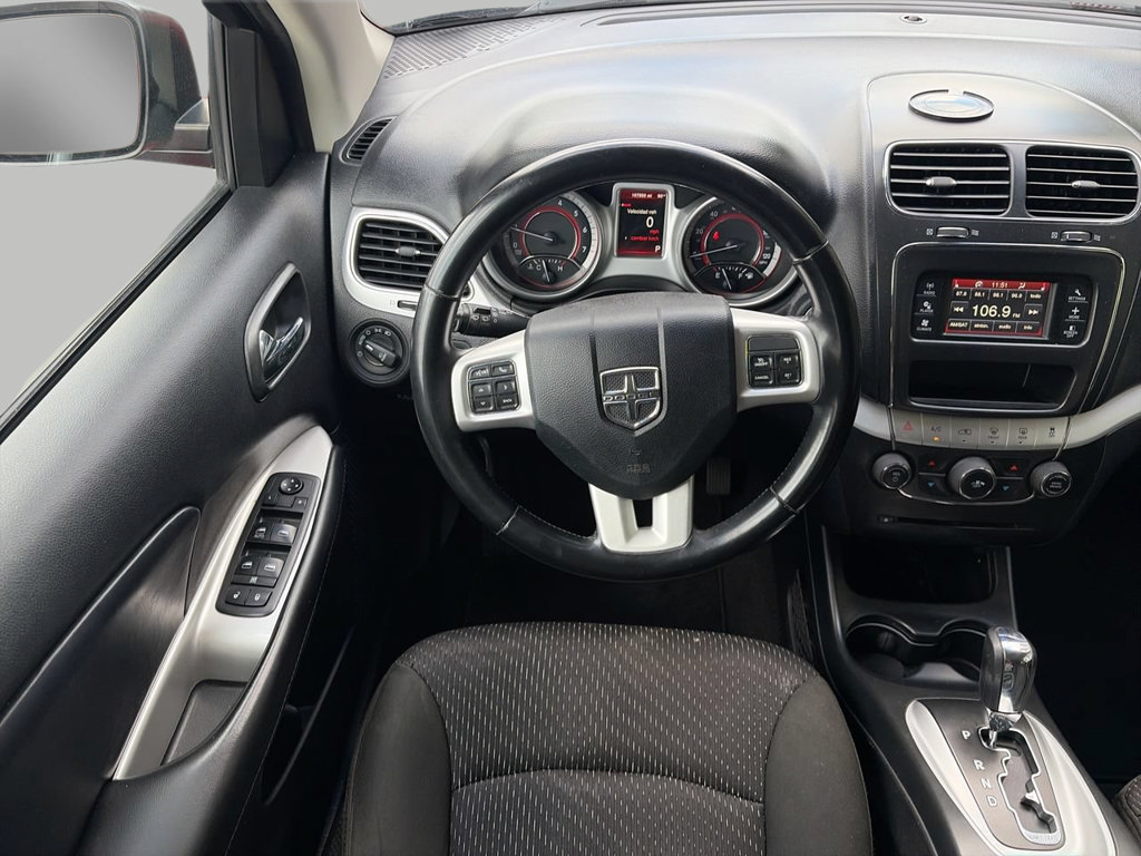Used 2019 Dodge Journey SE w/ Connectivity Group FWD image 12