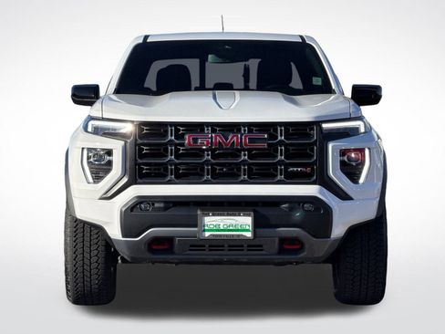 Used 2025 GMC Canyon AT4 w/ Nightfall Edition image 8