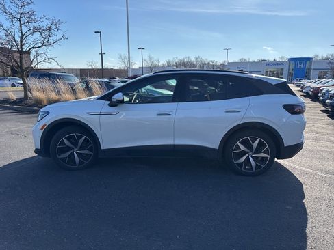 Used 2023 Volkswagen ID.4 S image 13