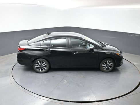 Used 2025 Nissan Versa SV FWD image 41